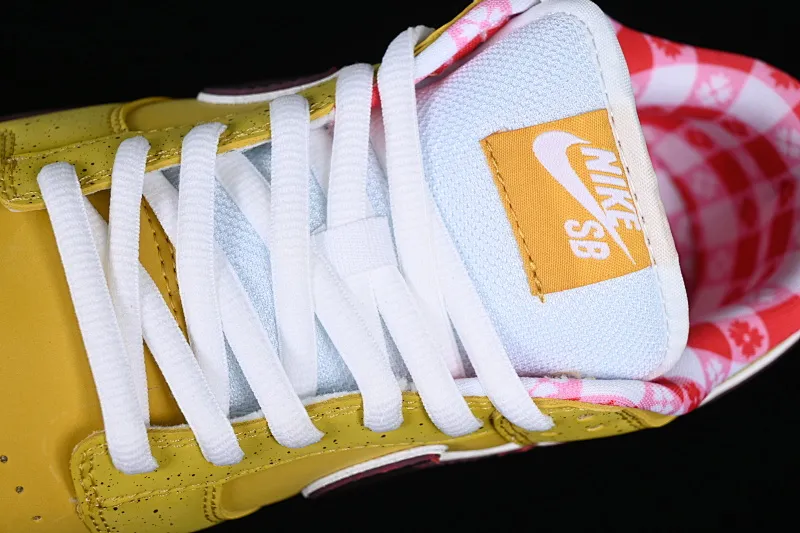 All Categories Nk SB Dunk Series Nk SB Dunk Low Low-top sneakers F version Concepts x SB Dunk Low "Yellow Lobster" Yellow Lobster SB low-top sports and leisure sneakers 313170-137566